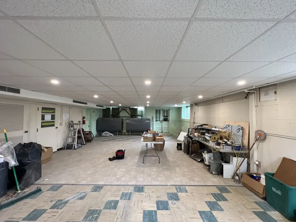 Slide of A&M Electric