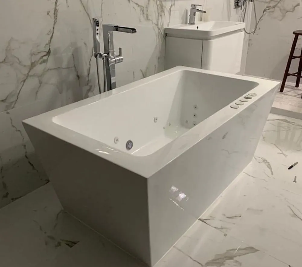 Slide of AM Engineers Contractors