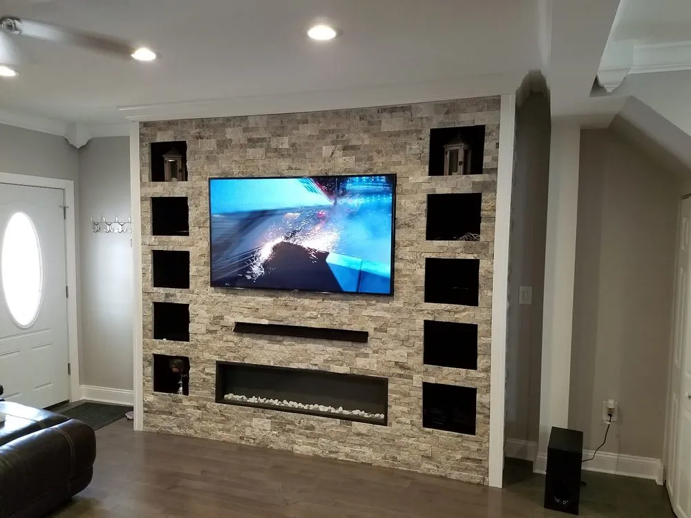 Slide of AM Home Solutions