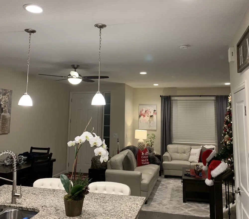 Slide of AM Tech Electric