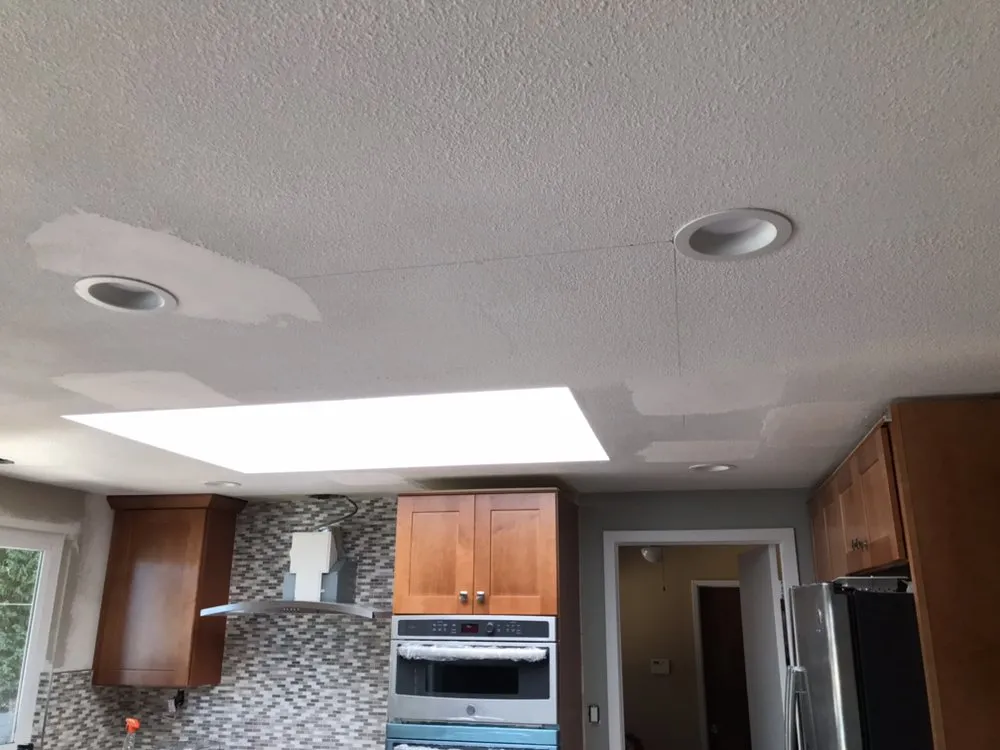 Slide of Amagrande Electric Service