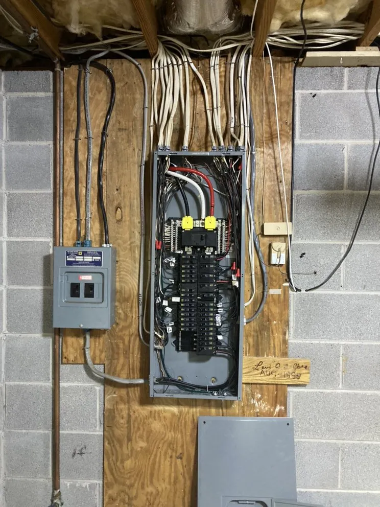 Slide of Amagrande Electric Service