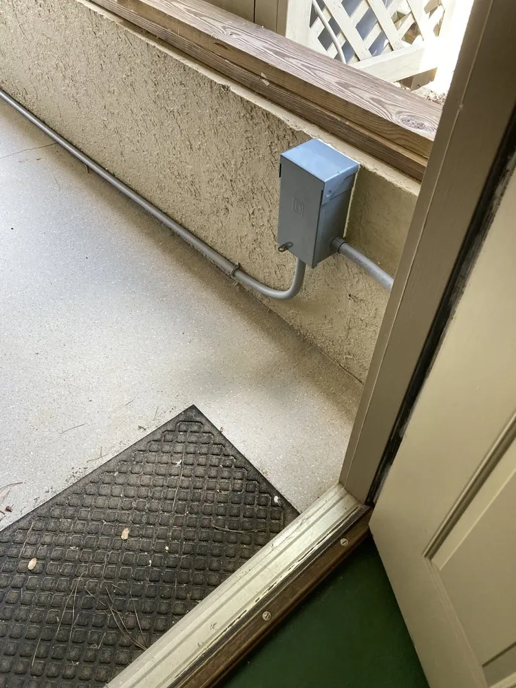 Slide of Amagrande Electric Service