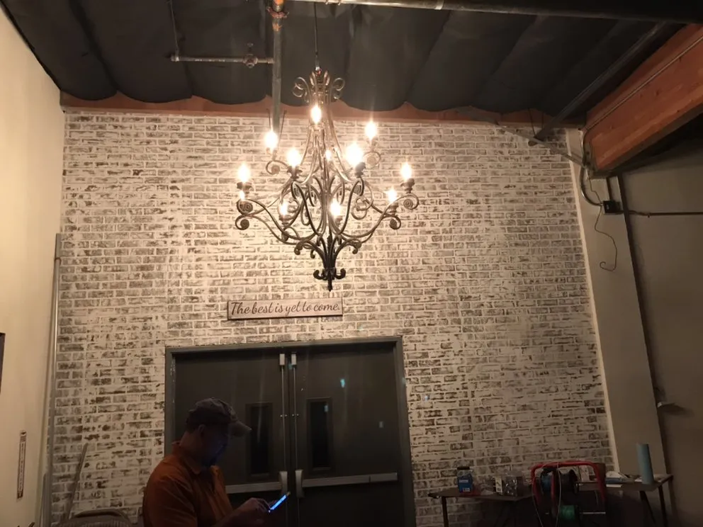 Slide of Amagrande Electric Service