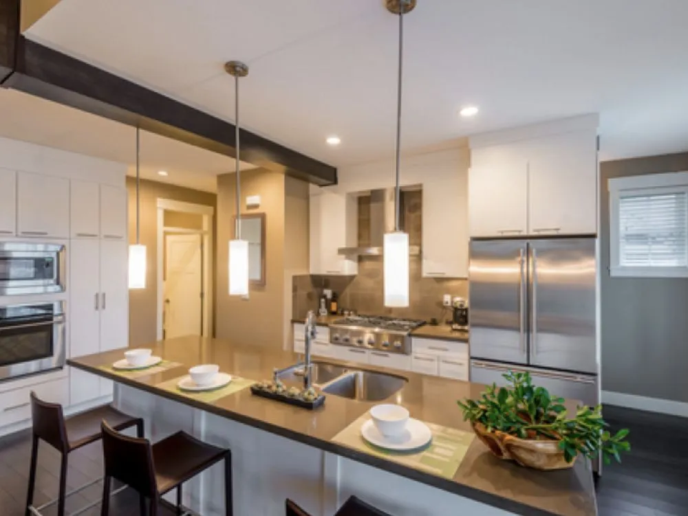 Slide of AManning Handyman Electrical