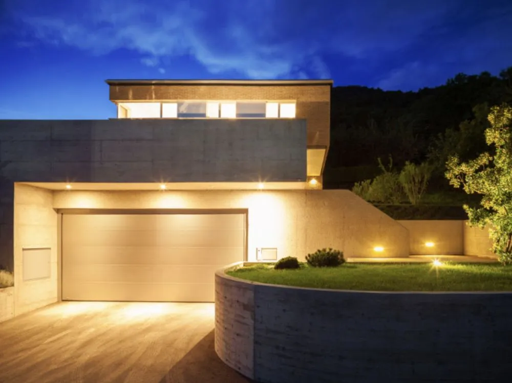 Slide of AManning Handyman Electrical