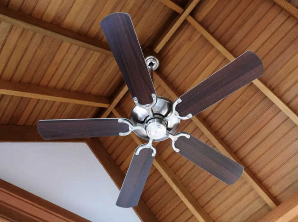 Slide of AManning Handyman Electrical