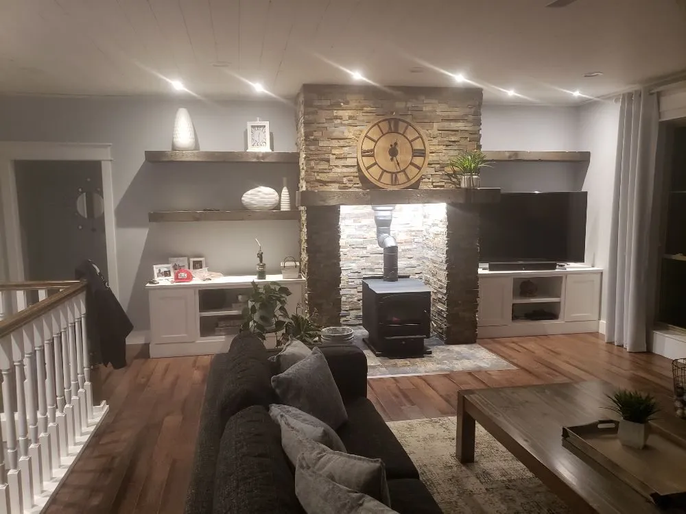 Slide of AMAX Electric