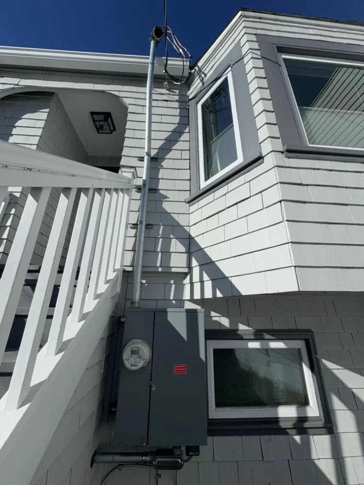 Emergency circuit breaker repair experts serving ,  - Amazing Grace Electric