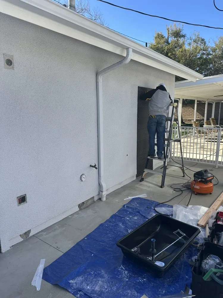 Certified lighting installation in ,  by Ambriz General Construction