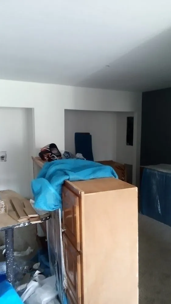 Slide of AmenElectric