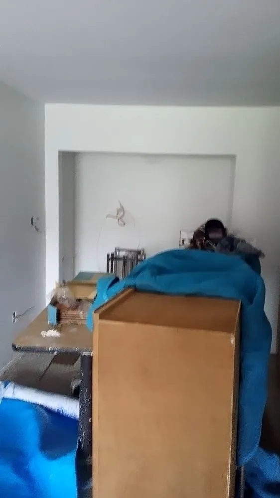 Slide of AmenElectric