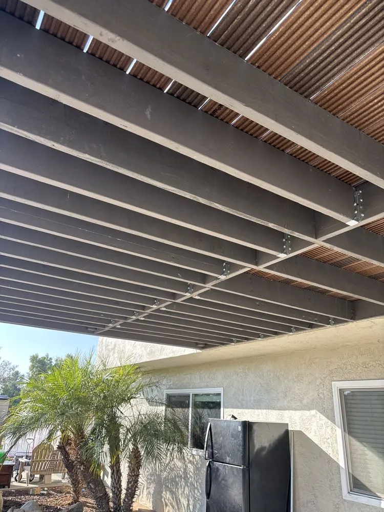 Emergency electrical service for homes in lighting installation,  by 