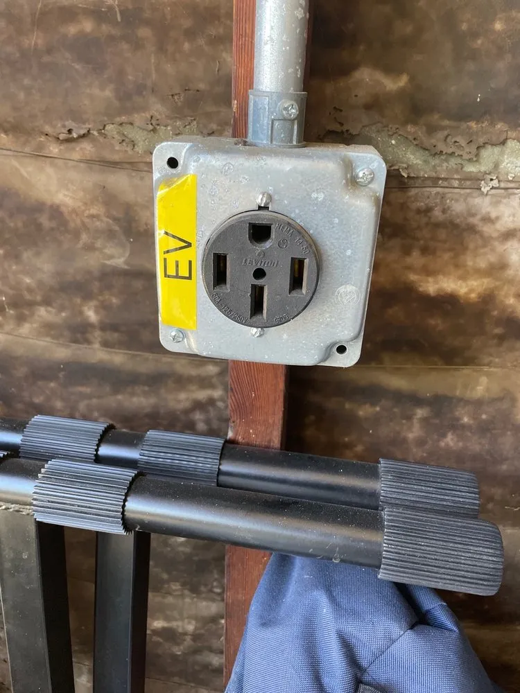 Slide of American Electric Service - San Jose