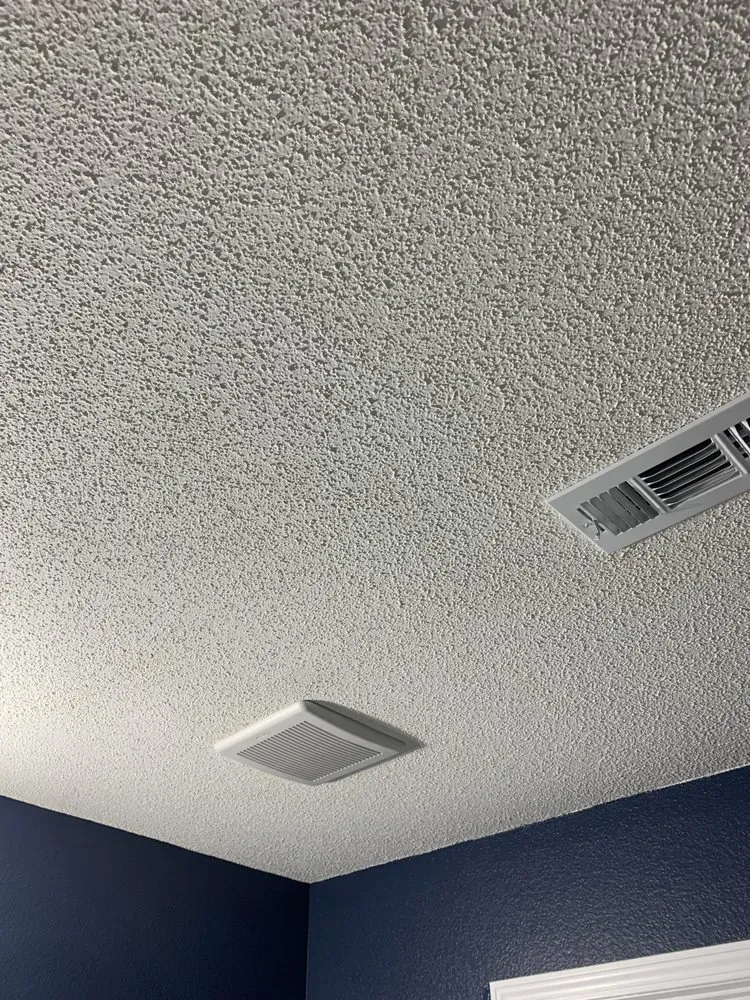 Affordable electrician providing emergency electrical service in , 