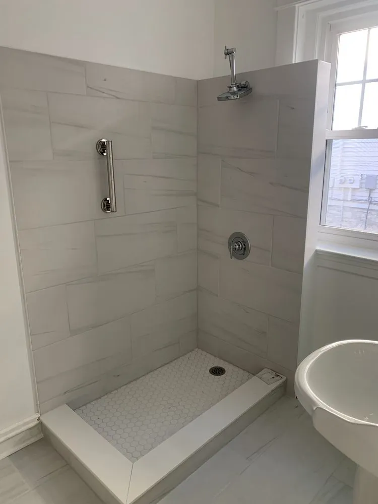 Trusted electrician providing emergency electrical service in , 