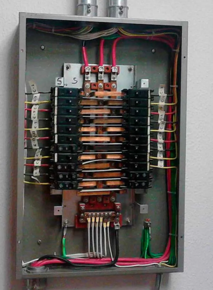 Slide of American Master Lines