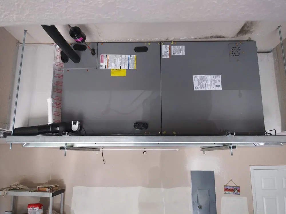 Trusted electrician providing emergency electrical service in ,