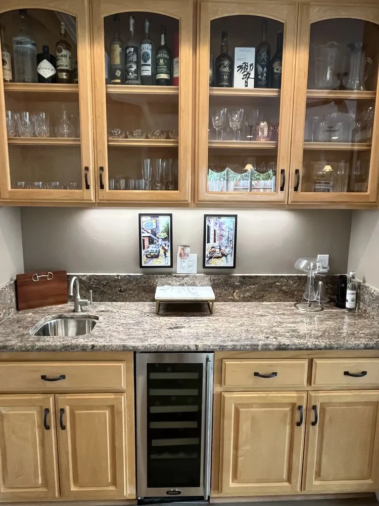 Slide of Americana Electric