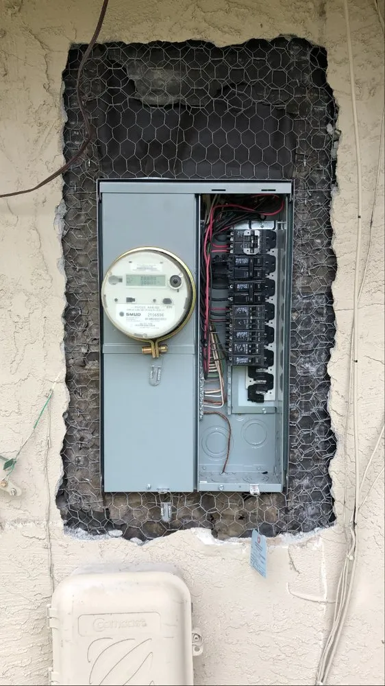 Slide of Americana Electric