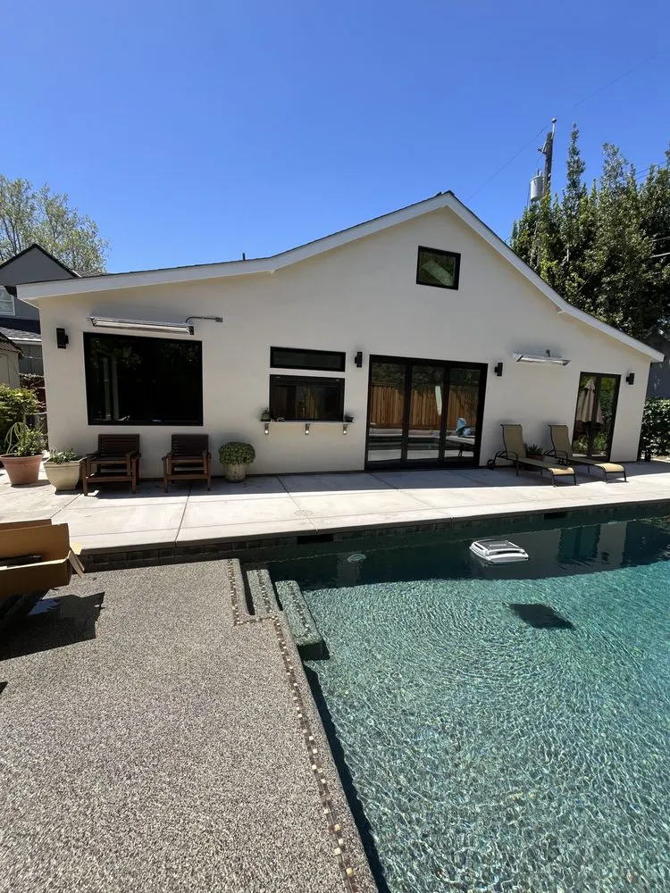 Slide of Americana Electric