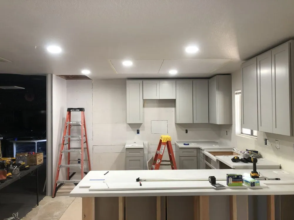 Slide of Americana Electric