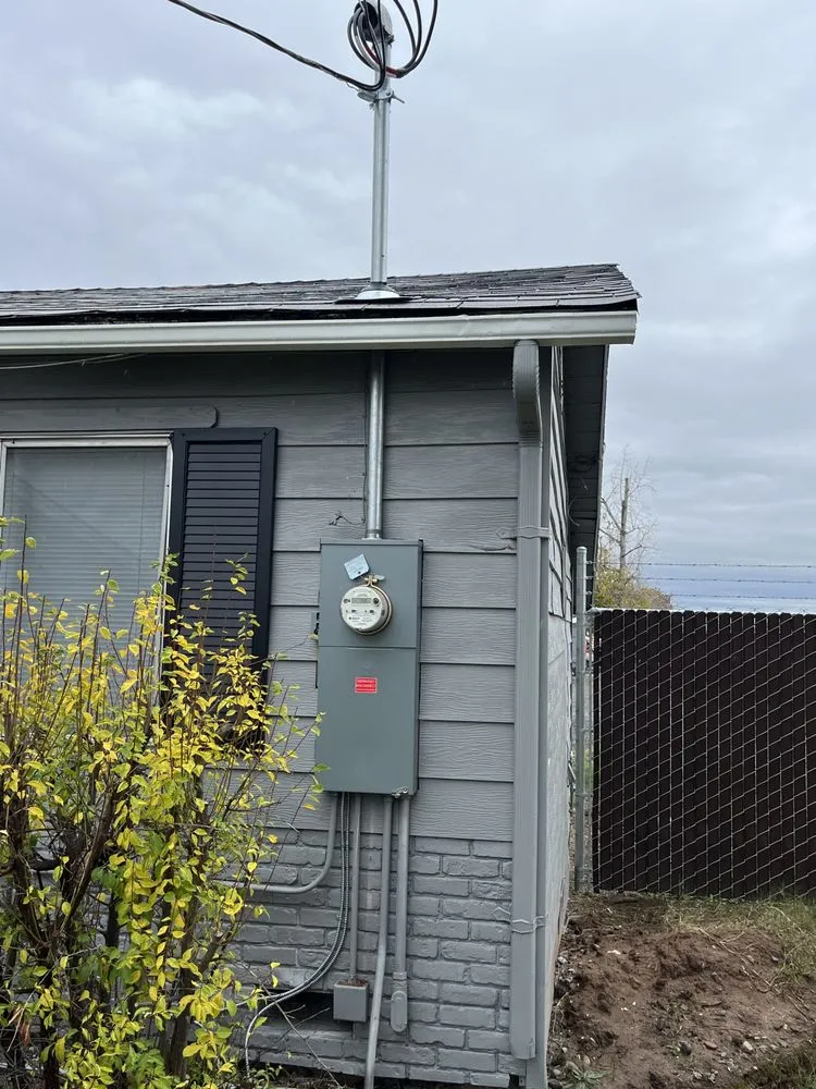 Slide of Americana Electric