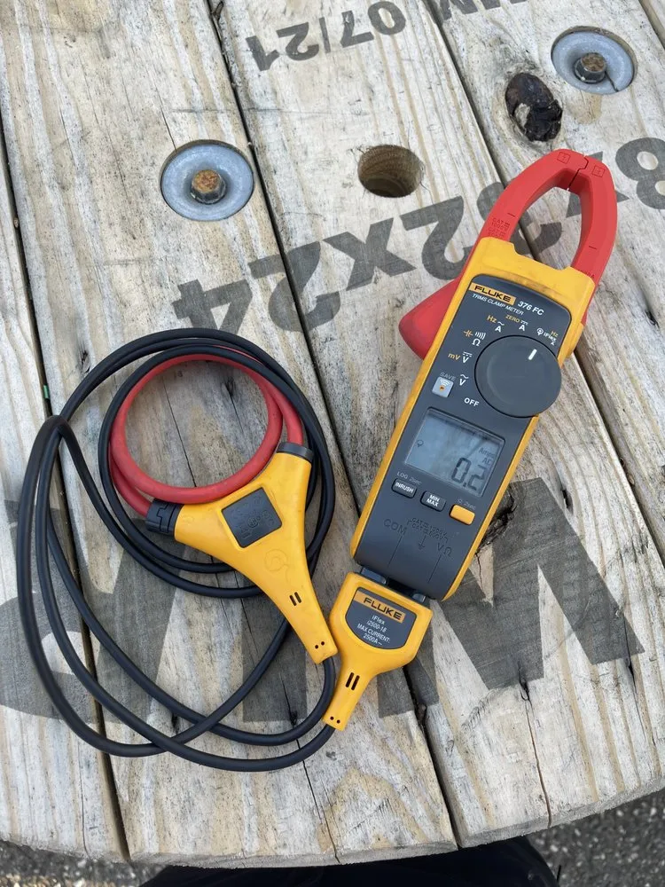 Reliable electrician providing circuit breaker repair in Freeland, MD - AmericanHVACR