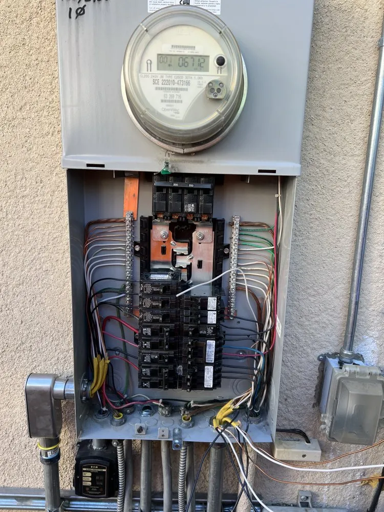 Slide of Americano Electrical Solutions