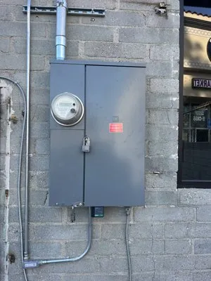 Americano Electrical Solutions Logo