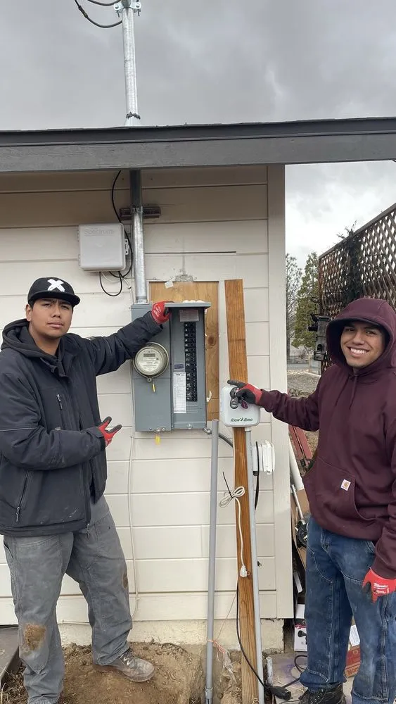 Slide of Amigo Electric