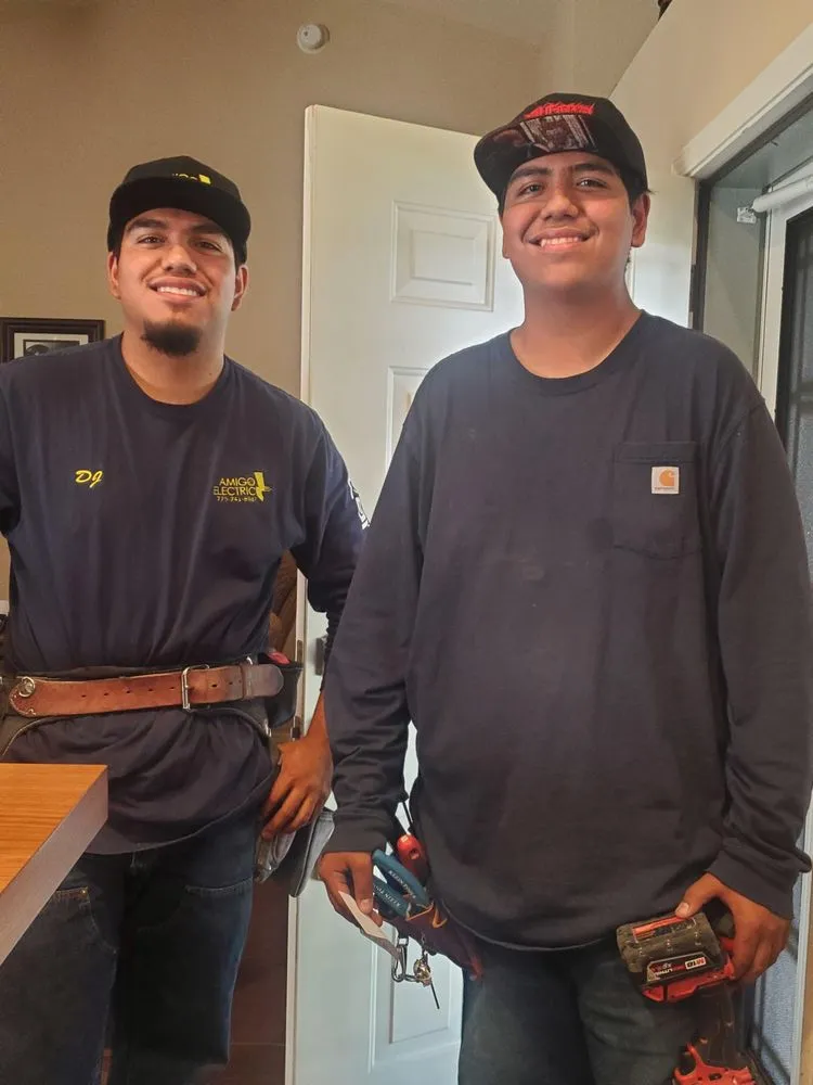 Slide of Amigo Electric