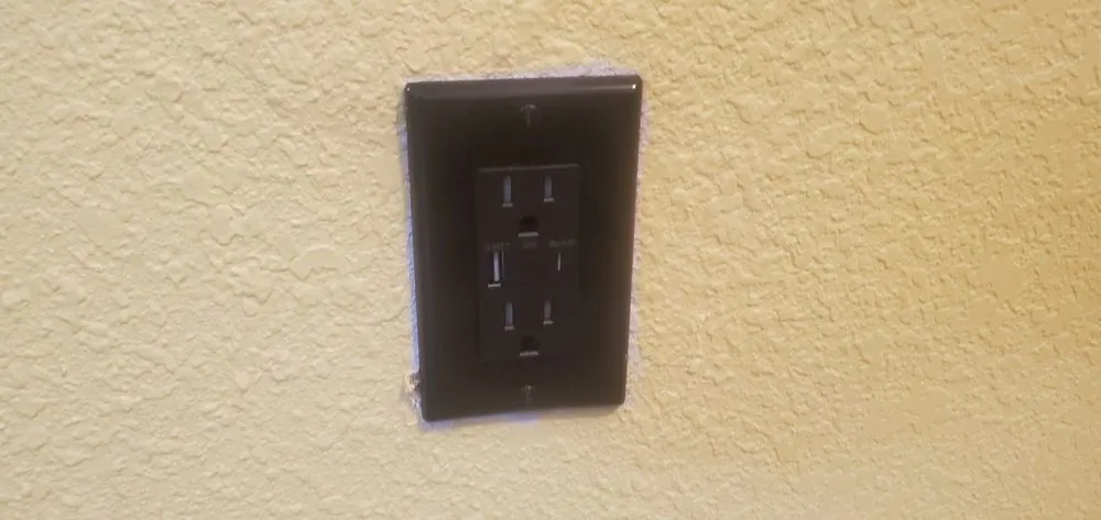 Slide of Amigo Electric