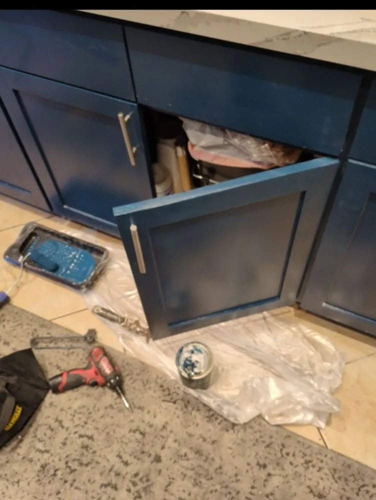 Slide of Amilli Handyman Services