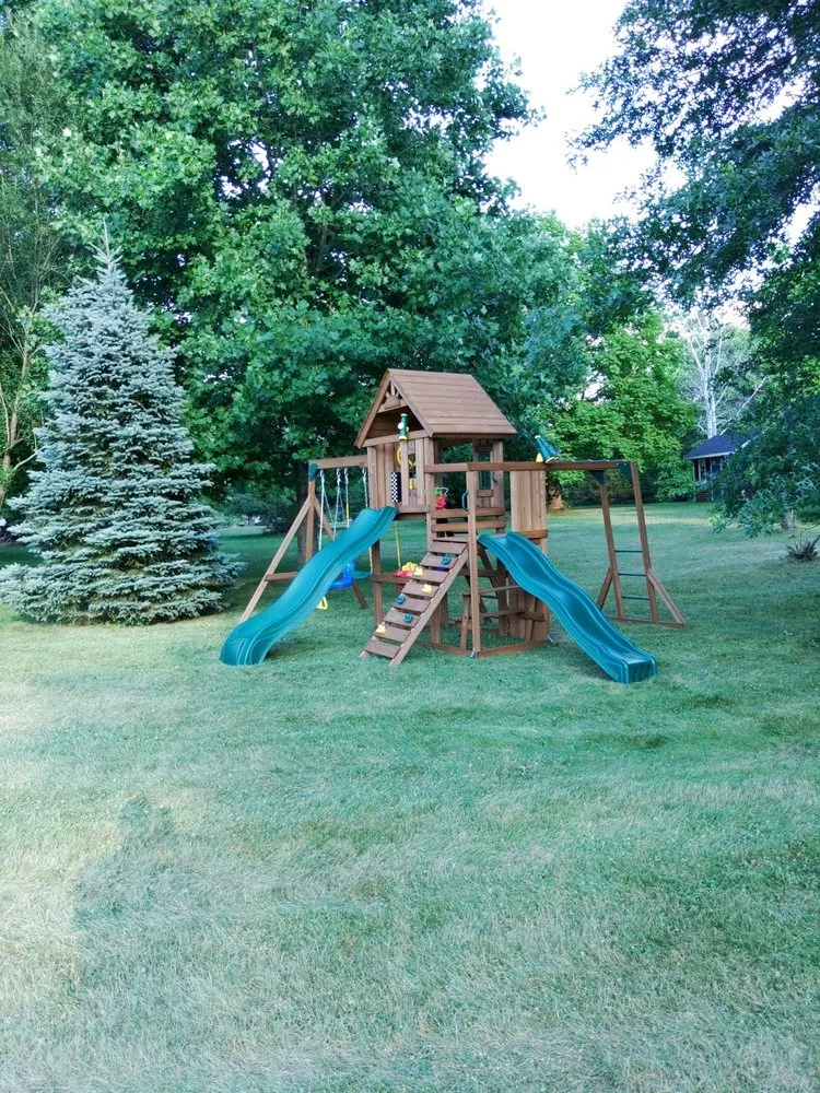 Slide of Amine's Handyman Services