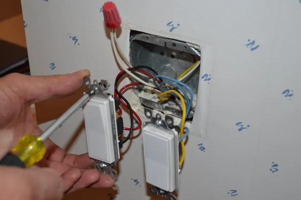 AML Electric & Communications