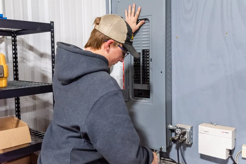 Slide of Amp Electric Construction