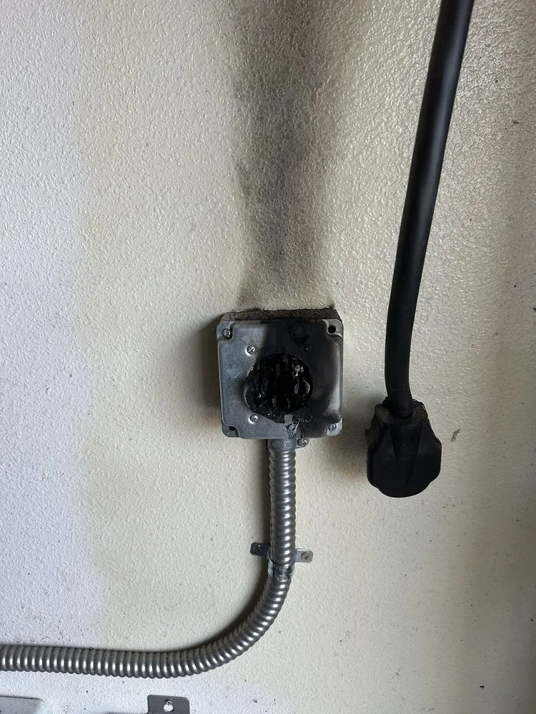 Slide of Amp Electric Construction