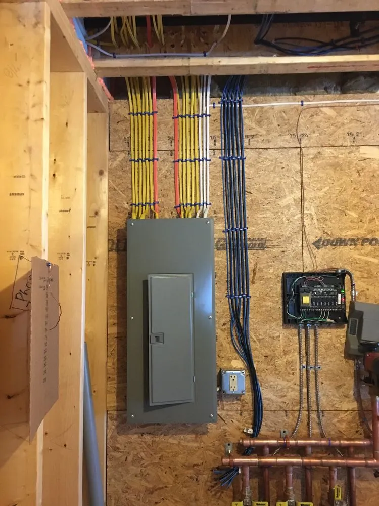 Slide of Amp U Up Electric