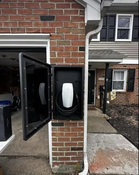 Slide of Amp'd Energy Solutions