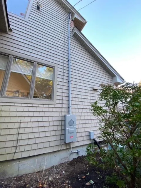 Reliable electrician providing wiring installation in ,