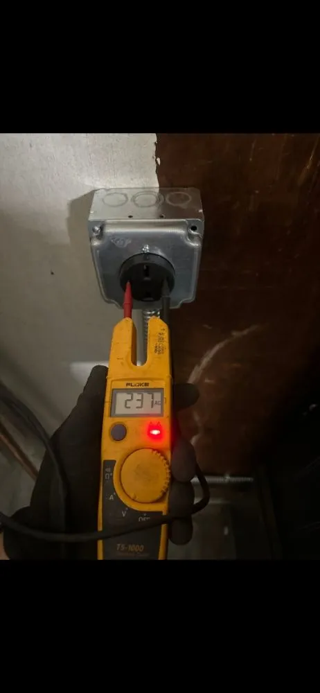 Slide of Amped Up Electric