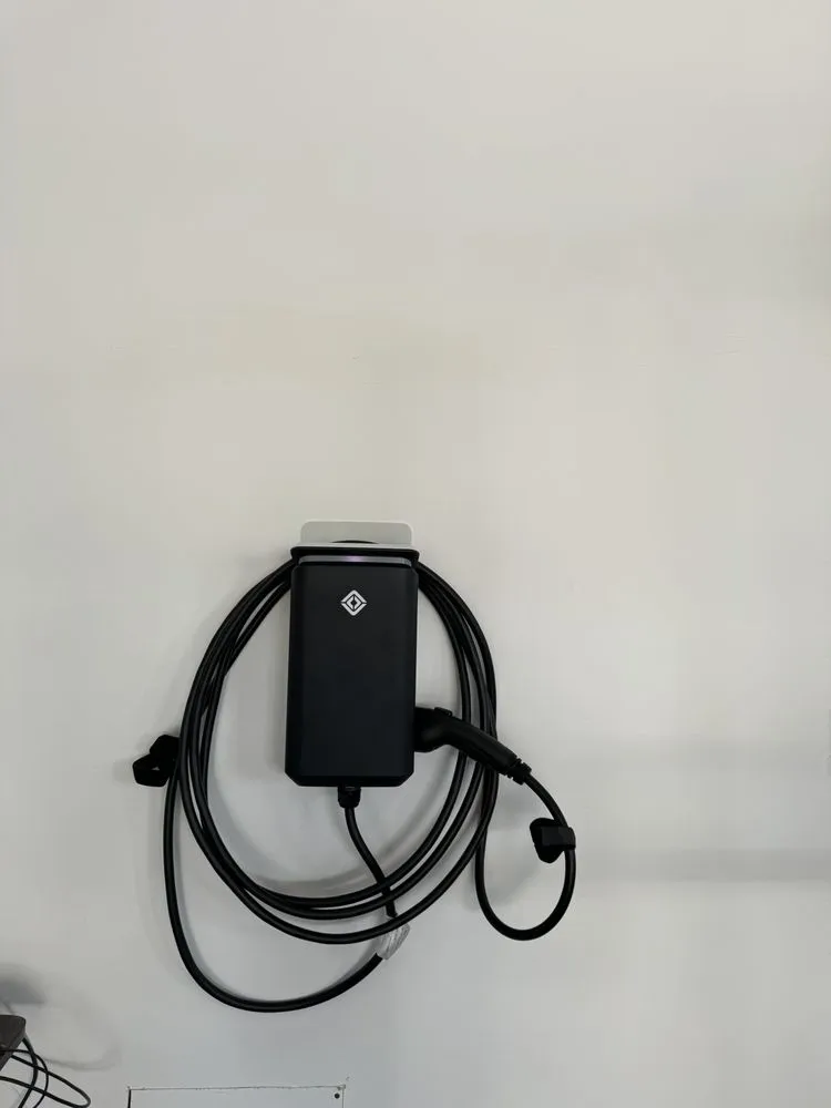 Slide of Amped Up Electric