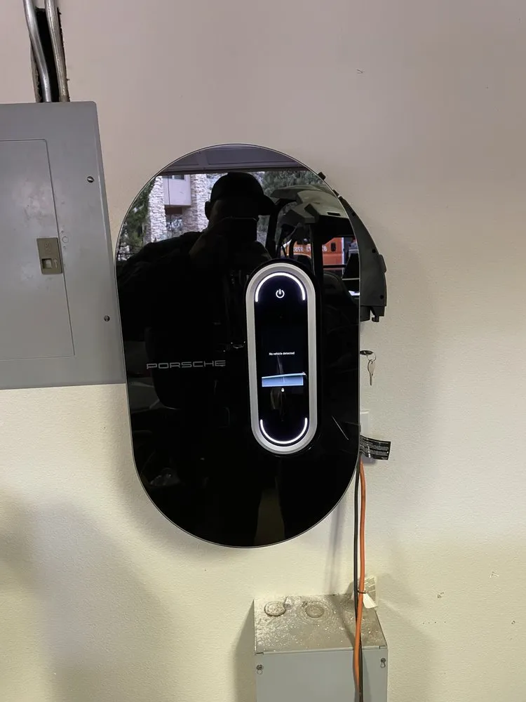 Emergency outlet and switch repair service in St. George, UT - Ampere Electric