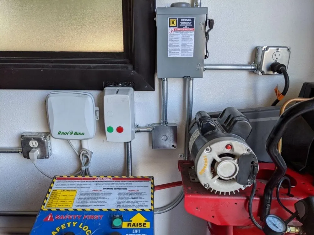 Reliable electrician providing circuit breaker repair in St. George, UT - Ampere Electric