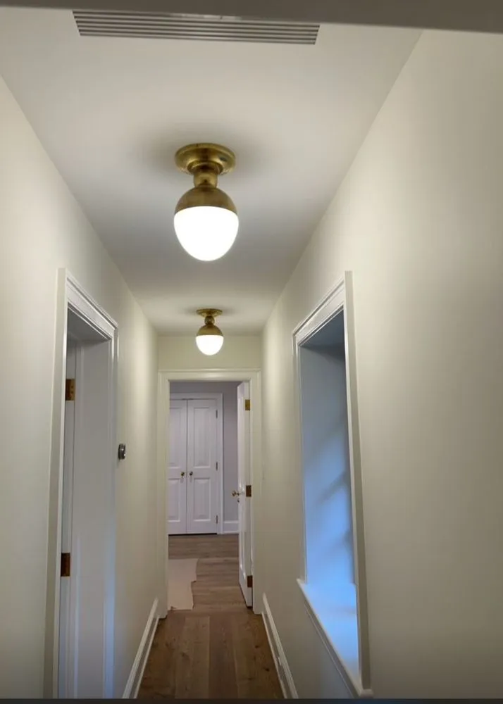 Slide of AmpFlow Electric