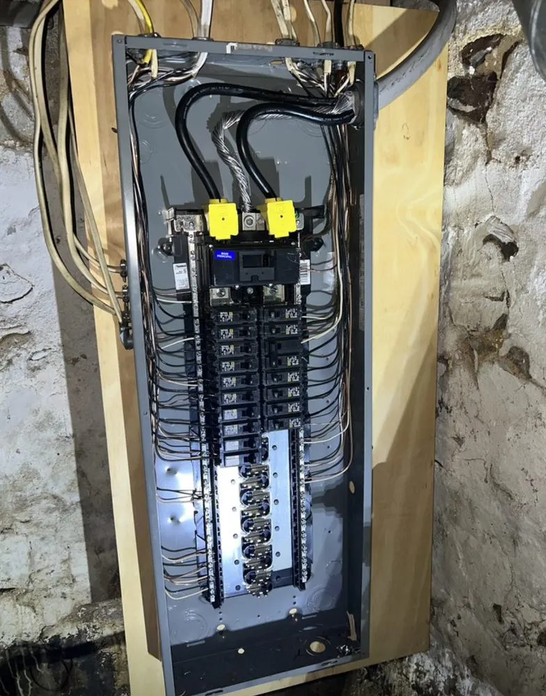 Slide of AmpFlow Electric