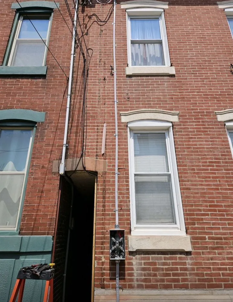 Slide of AmpFlow Electric