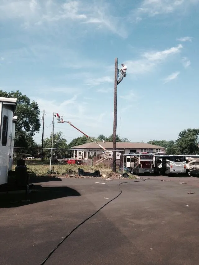 Slide of Ample Electric