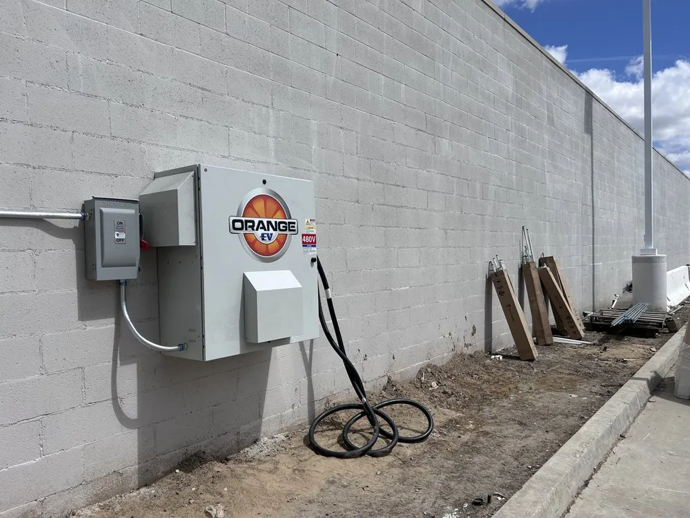 Slide of Amplified Electrical Services